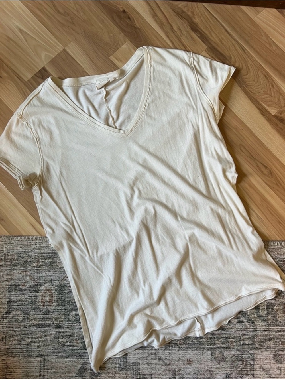 Buckle Cream V Neck